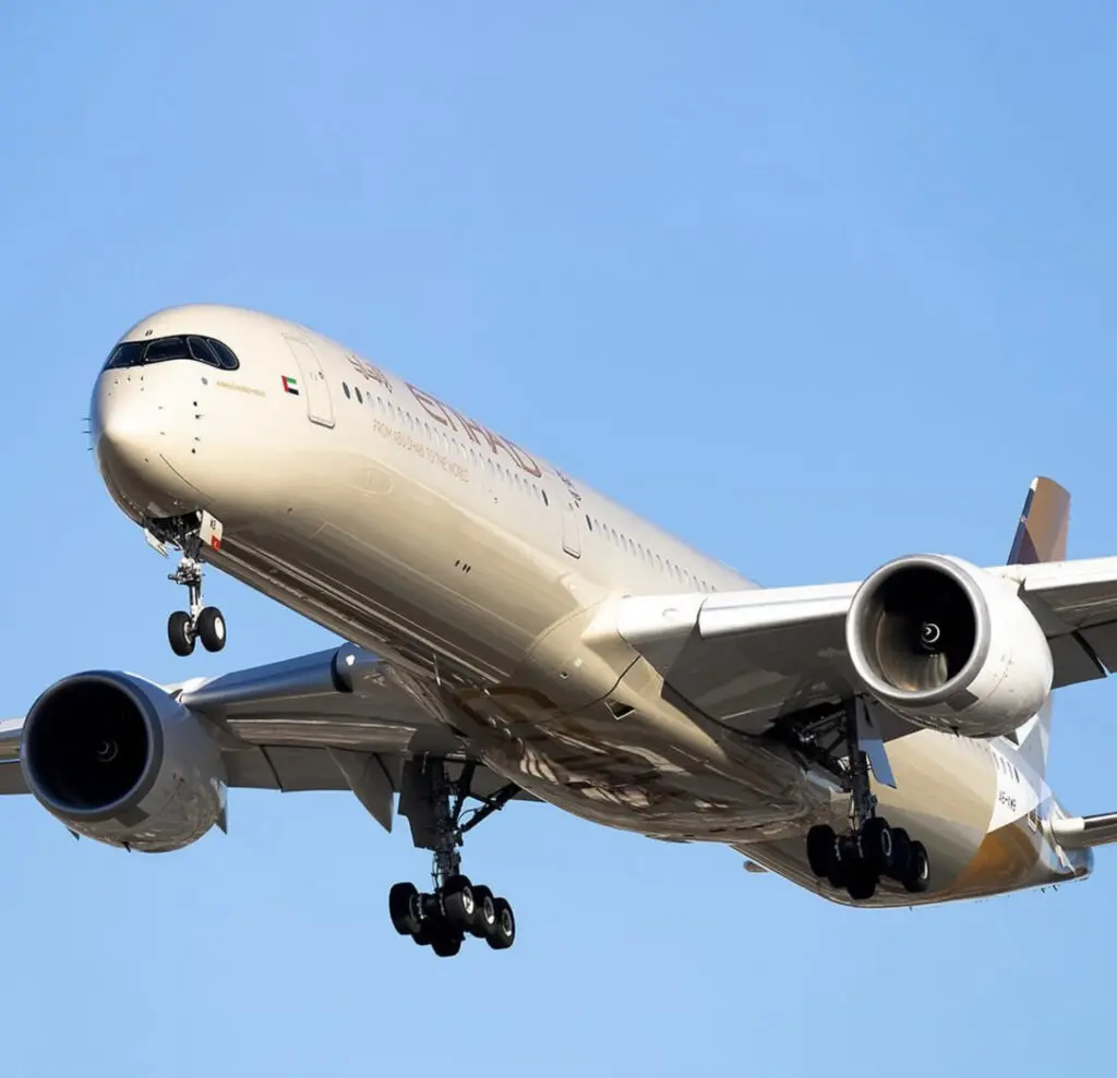 best-luxury-flight-ticket-online